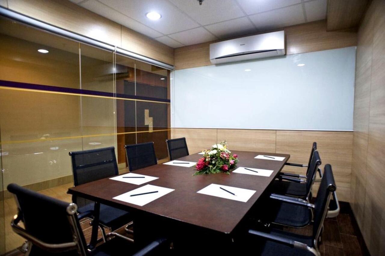Goldberry Suites & Hotel Mactan Lapu-Lapu City Kültér fotó