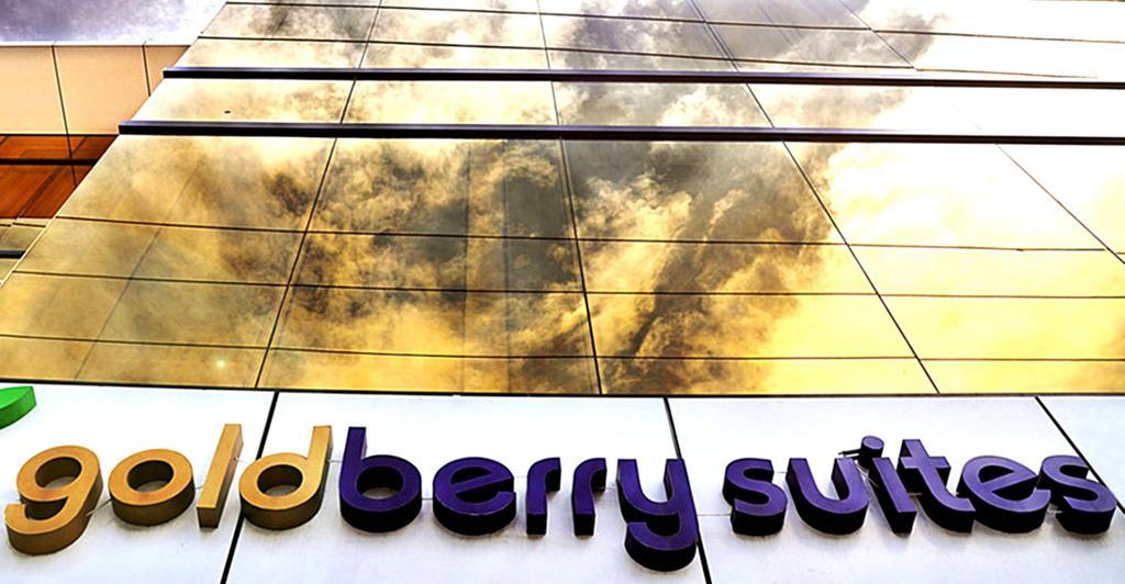 Goldberry Suites & Hotel Mactan Lapu-Lapu City Kültér fotó